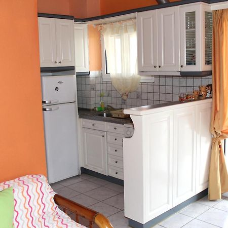 Pantelis Apartments Agios Georgios  Eksteriør billede