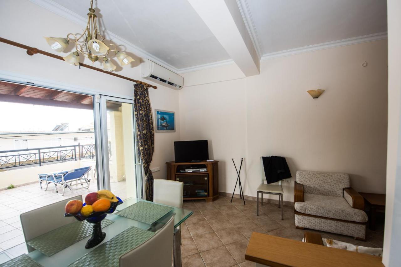 Pantelis Apartments Agios Georgios  Eksteriør billede