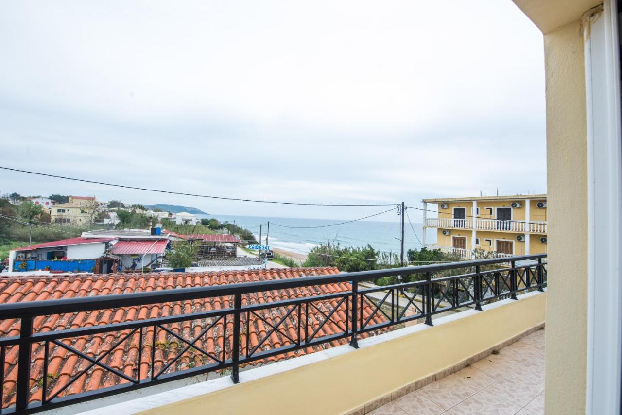 Pantelis Apartments Agios Georgios  Eksteriør billede