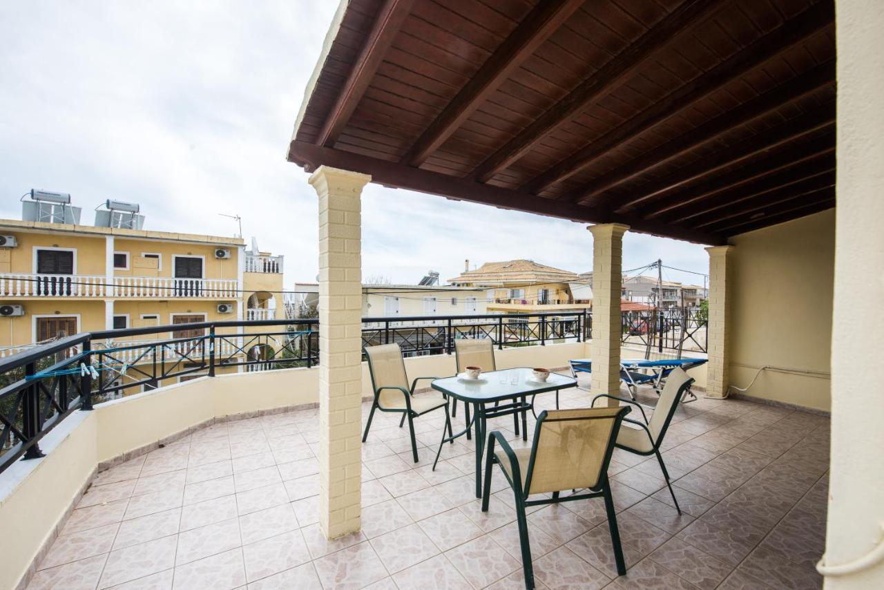 Pantelis Apartments Agios Georgios  Eksteriør billede