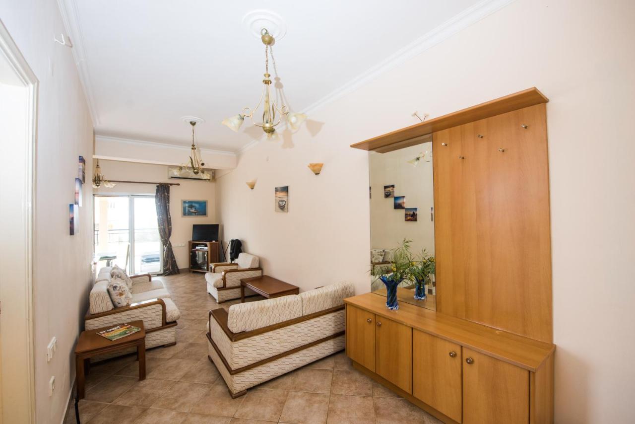 Pantelis Apartments Agios Georgios  Eksteriør billede
