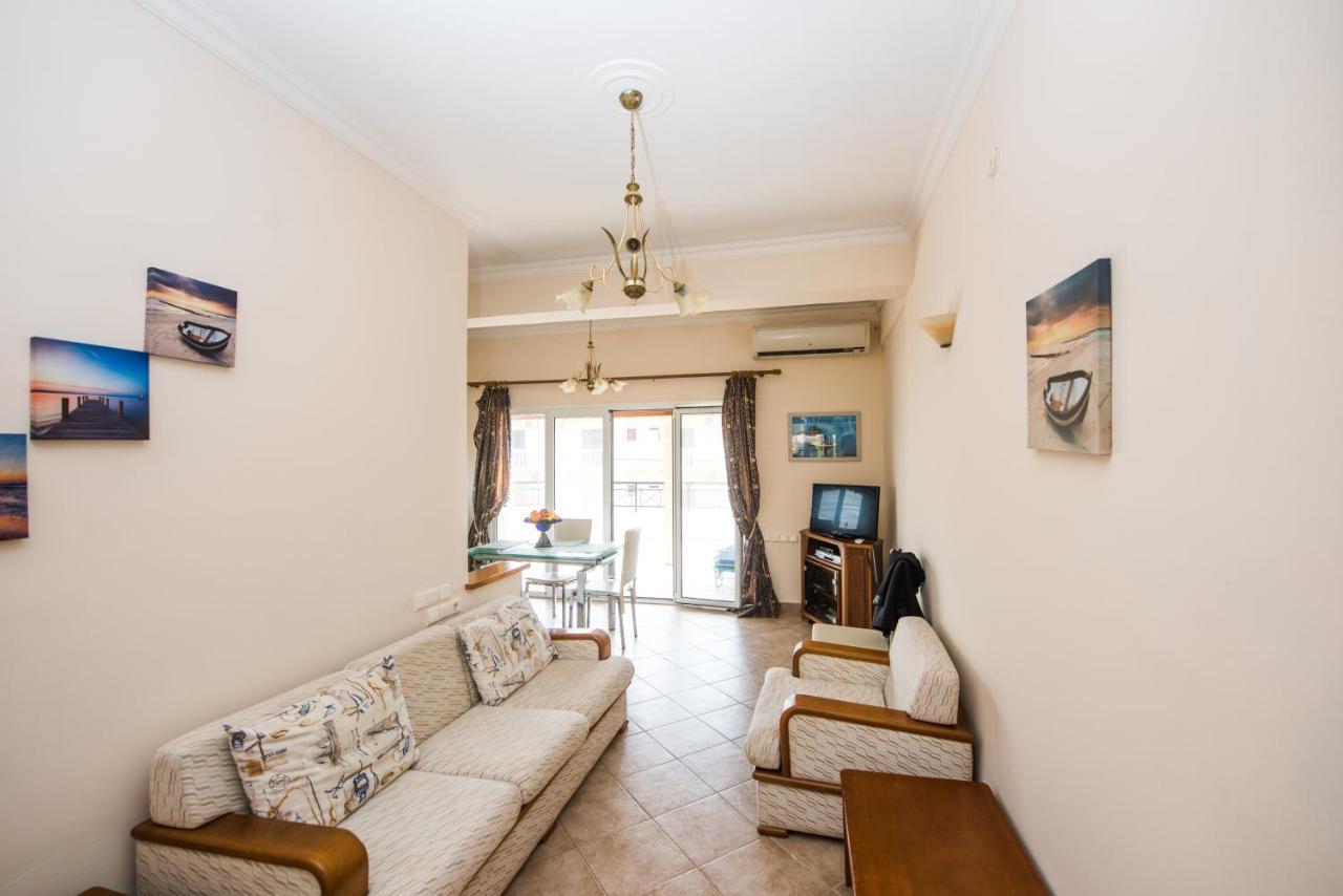Pantelis Apartments Agios Georgios  Eksteriør billede