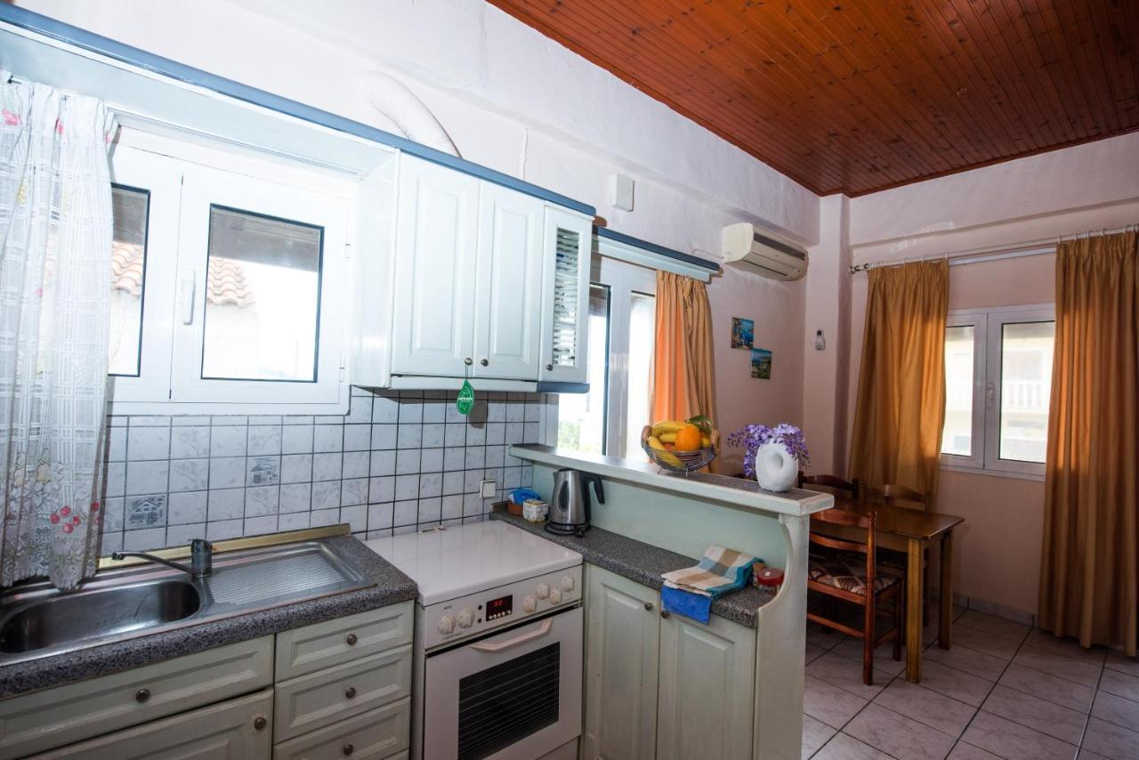 Pantelis Apartments Agios Georgios  Eksteriør billede