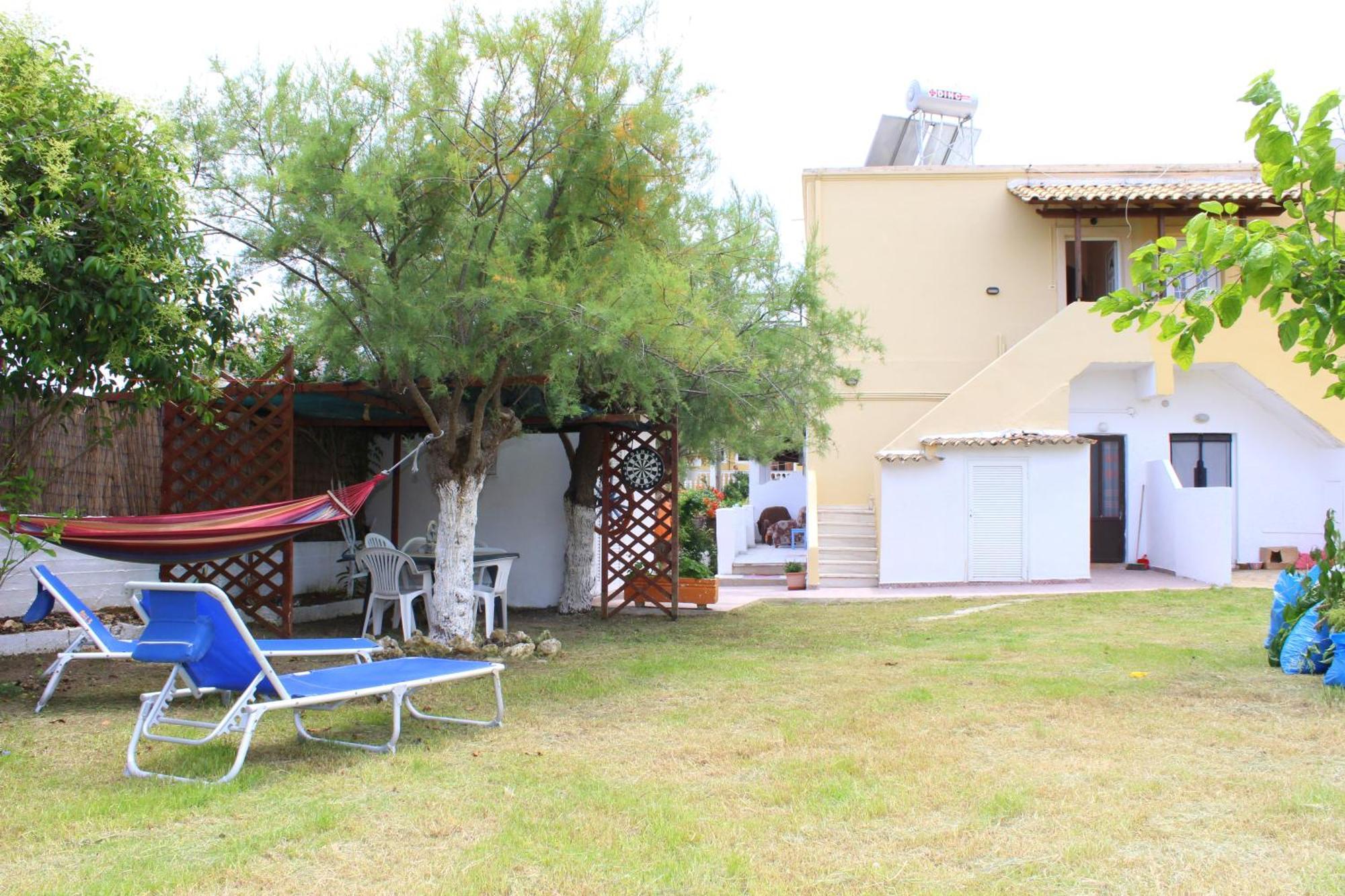 Pantelis Apartments Agios Georgios  Eksteriør billede